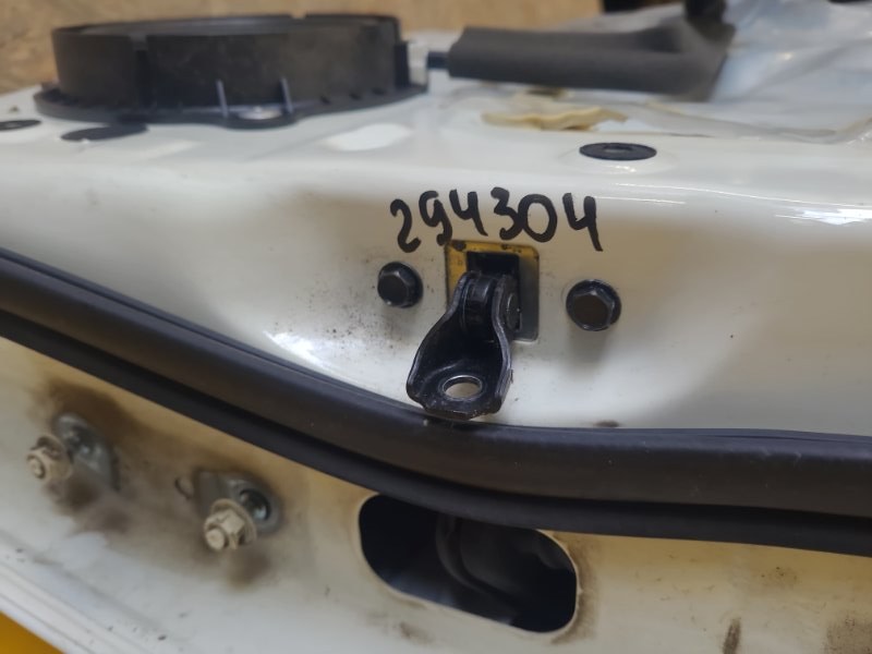 Ограничитель двери задний левый NISSAN LEAF 18- 82430-3NF0A Б/У