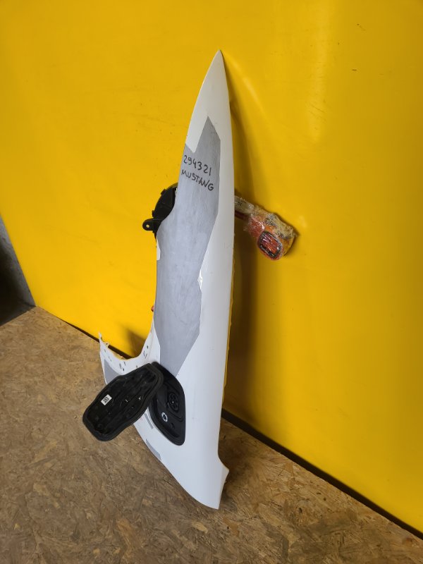 Крыло переднее левое MUSTANG MACH-E 19-