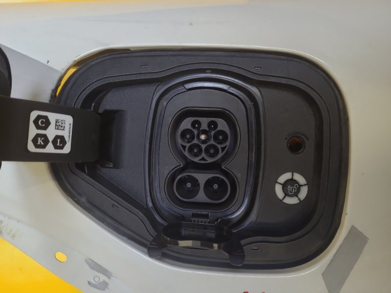 Запчасть зарядное гнездо (розетка) FORD MUSTANG MACH-E 19- LJ9814B308BK Б/У Зарядное гнездо (розетка) FORD MUSTANG MACH-E 19- LJ9814B308BK Б/У