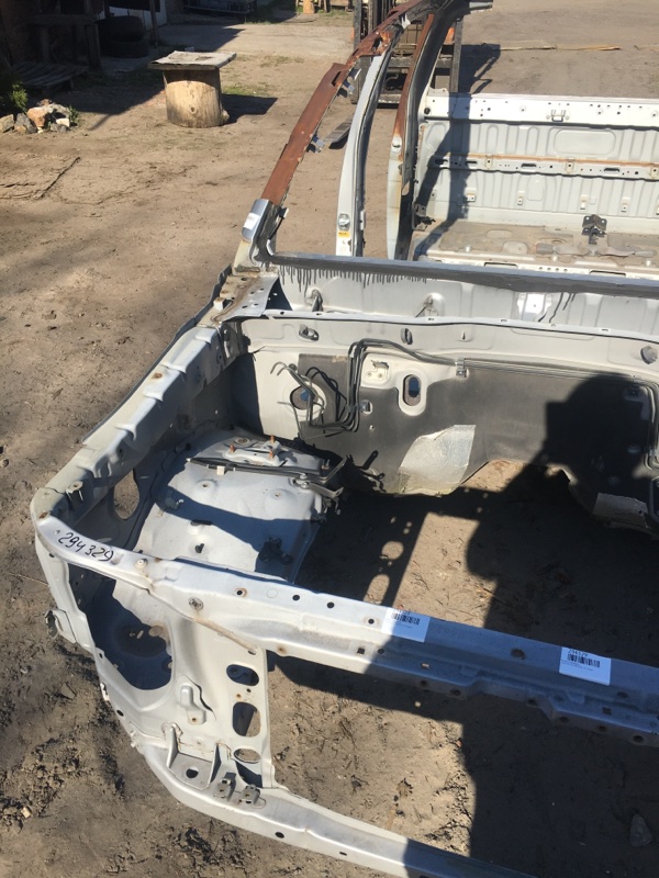 Четверть кузова передняя правый TOYOTA TACOMA 05-15 GRN270 4.0 1GRFE Четверть кузова передняя правый TOYOTA TACOMA 05-15 GRN270 4.0 1GRFE