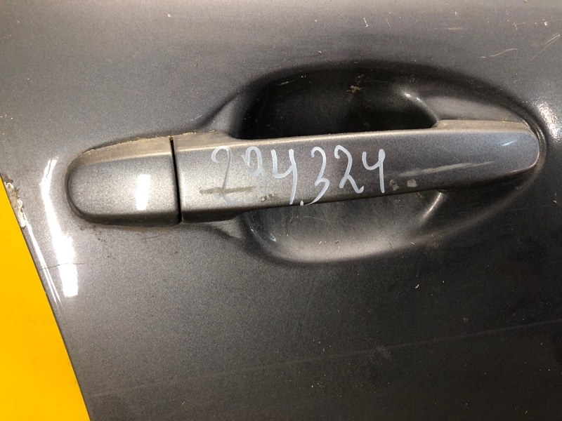 Ручка двери наружная передняя правая TOYOTA AVENSIS 03-08 69211-05903 Б/У