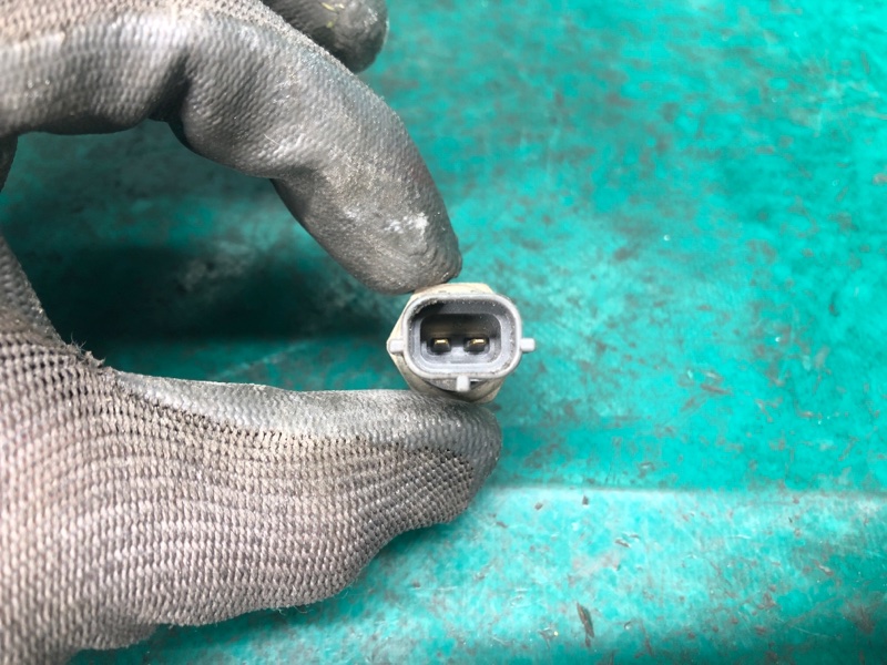 Датчик температуры охлаждающей жидкости IMPREZA 11-17 2012 GJ 2.0 FB20B