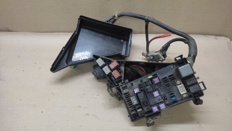 Блок предохранителей моторный отсек SUBARU IMPREZA 11-17 2012 GJ 2.0 FB20B 82241FJ010 Б/У