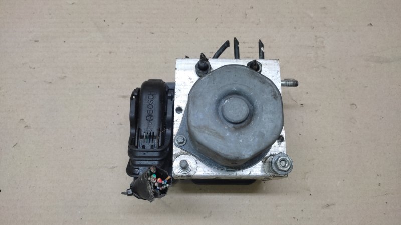 Блок ABS IMPREZA 11-17 2012 GJ 2.0 FB20B
