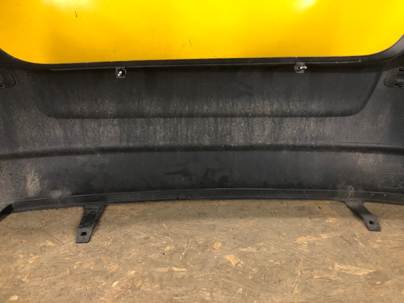 Бампер задний AVENSIS 03-08