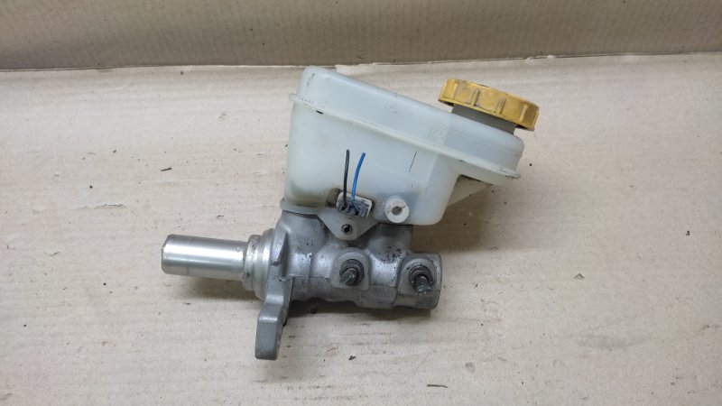 Главный тормозной цилиндр SUBARU IMPREZA 11-17 2012 GJ 2.0 FB20B 26401FJ070 Б/У