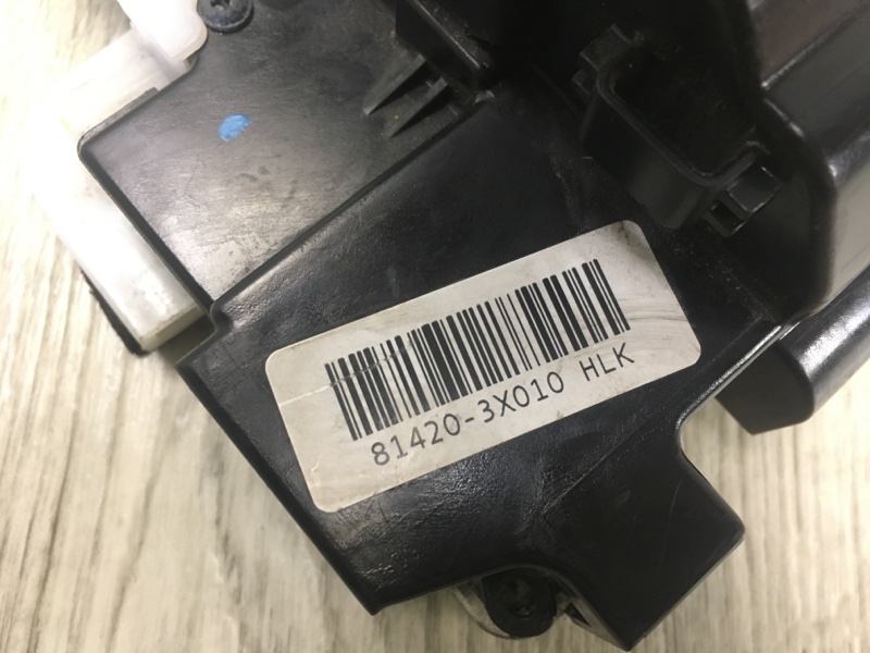 Замок двери задний правый ELANTRA MD 10-15 2012 MD 1.8 G4NB Замок двери задний правый ELANTRA MD 10-15 2012 MD 1.8 G4NB