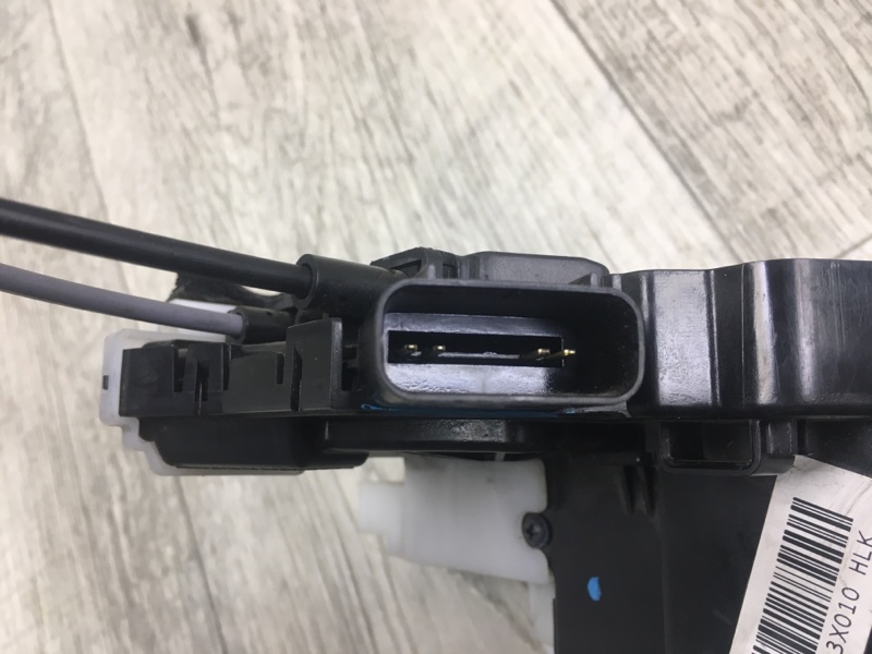 Замок двери задний правый ELANTRA MD 10-15 2012 MD 1.8 G4NB Замок двери задний правый ELANTRA MD 10-15 2012 MD 1.8 G4NB