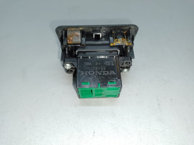 Кнопка закрывания крышки багажника RDX 19- 2021 2.0 Кнопка закрывания крышки багажника RDX 19- 2021 2.0