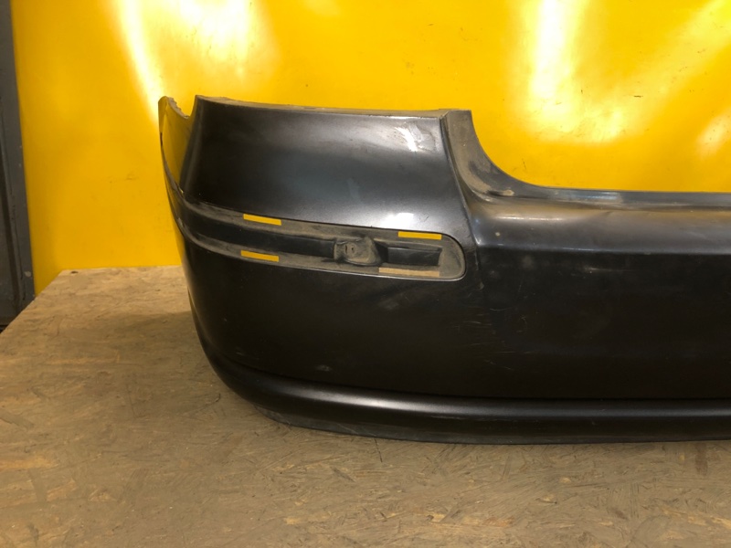 Бампер задний AVENSIS 03-08