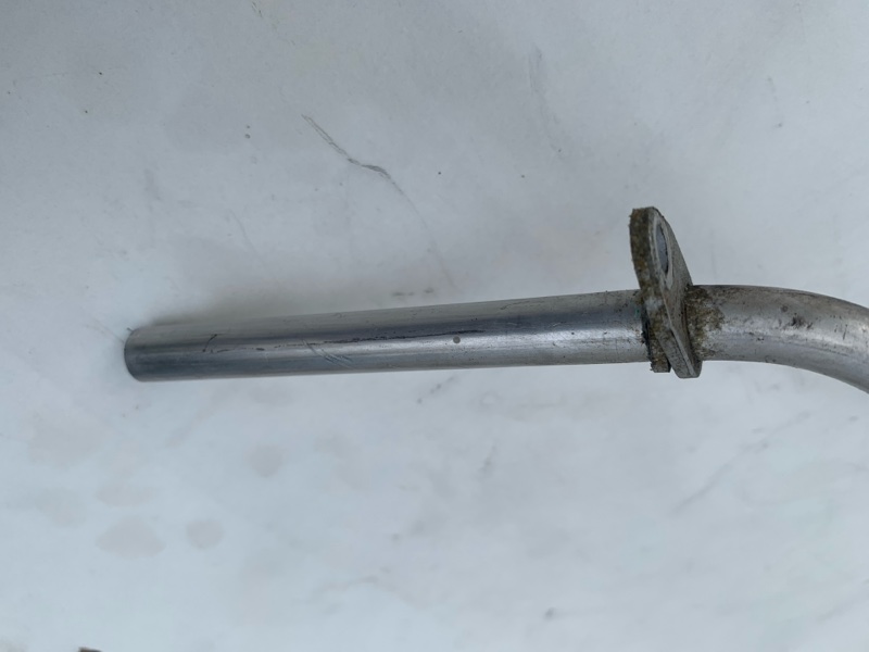 Направляющая масляного щупа E-CLASS C207 09-16 2013 A207 M276957 3.5L Направляющая масляного щупа E-CLASS C207 09-16 2013 A207 M276957 3.5L