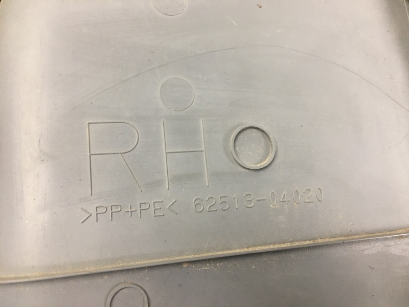 Накладка в салоне правая TOYOTA TACOMA 05-15 GRN270 4.0 1GRFE