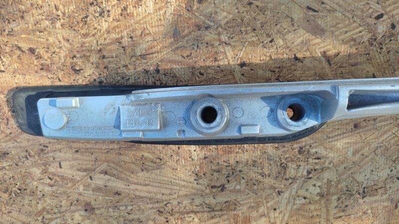 Рейлинги правые NISSAN X-TRAIL/ROGUE T32 13-20 2.5 QR25DE