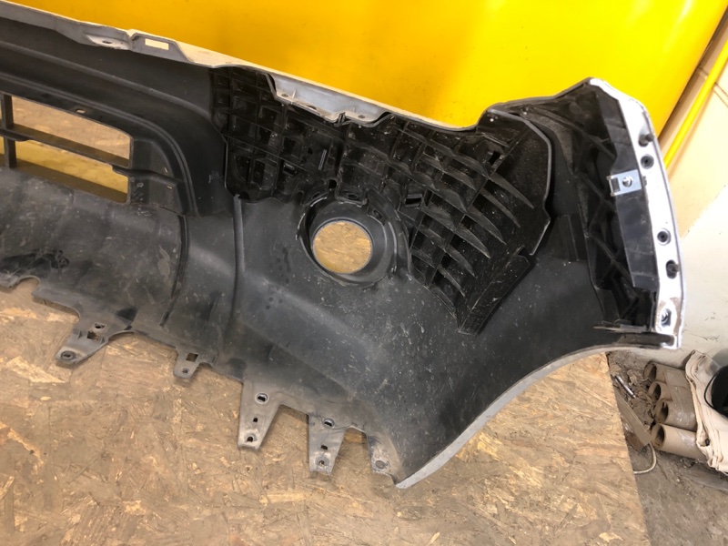 Бампер передний NAVARA 04-15