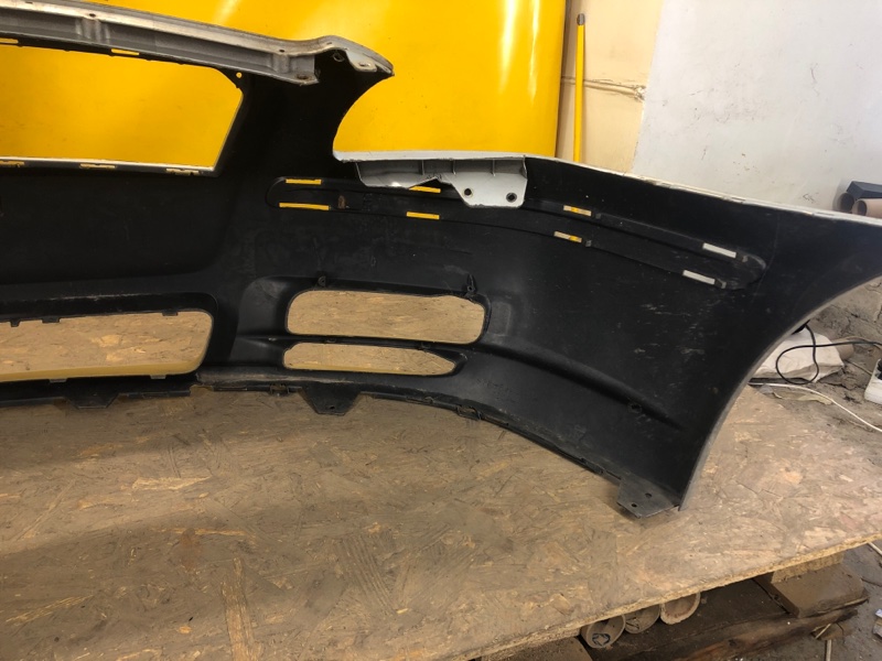 Бампер передний передний AVENSIS 03-08 Бампер передний передний AVENSIS 03-08