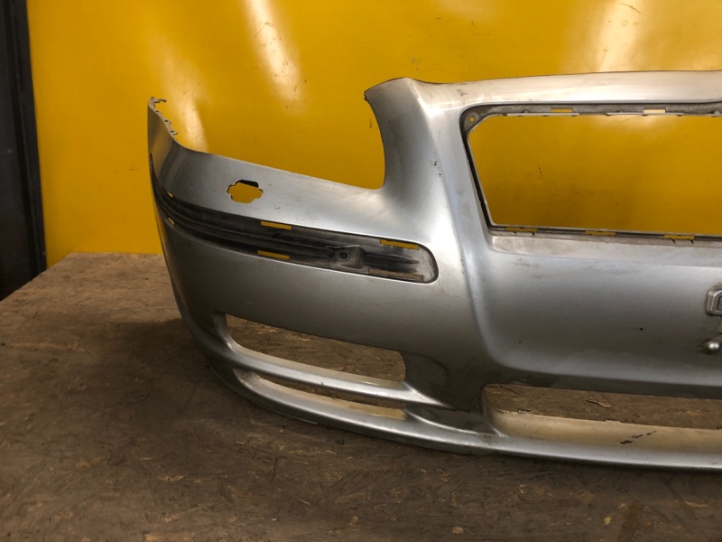 Бампер передний AVENSIS 03-08