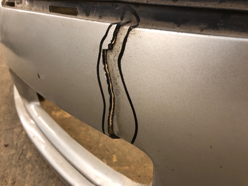 Бампер передний AVENSIS 03-08