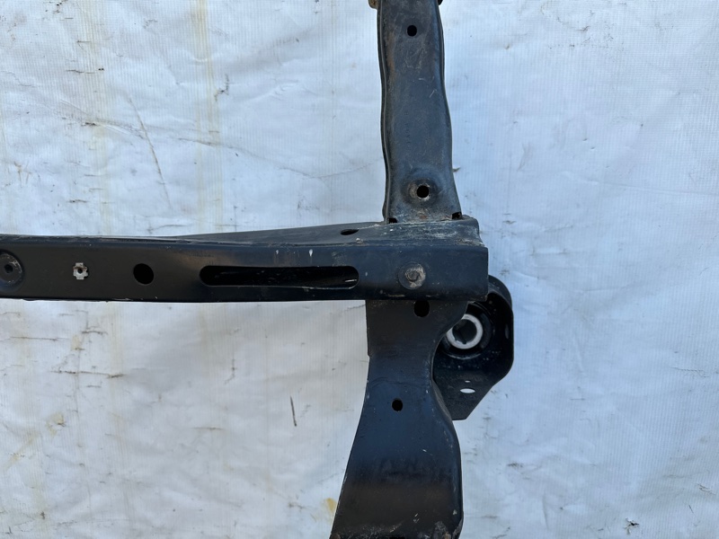 Балка передней подвески EDGE 15- 2016 C35PDED 3.5L