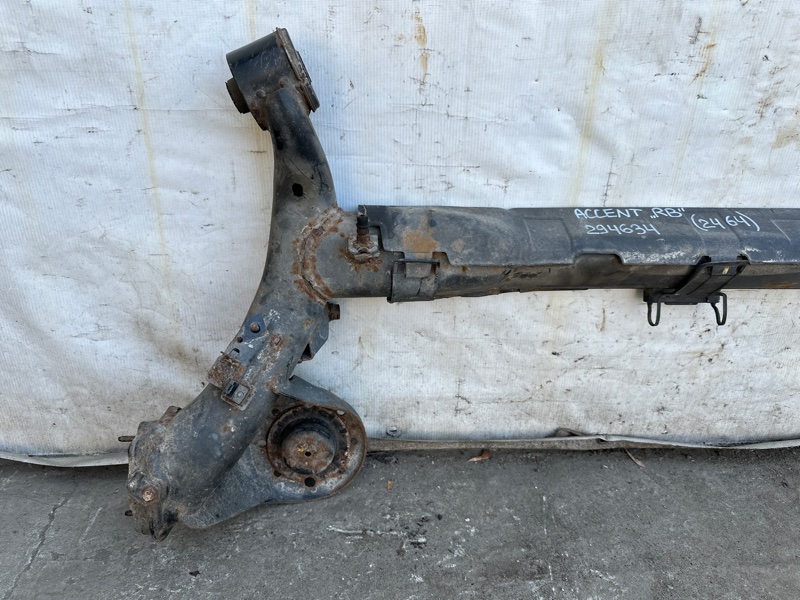 Балка задней подвески HYUNDAI ACCENT RB 10- 1.6 G4FD