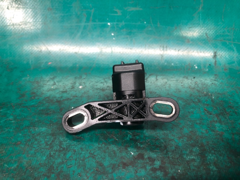 Датчик положения коленвала MAZDA 3 BK 03-08 BK 2.3 L3