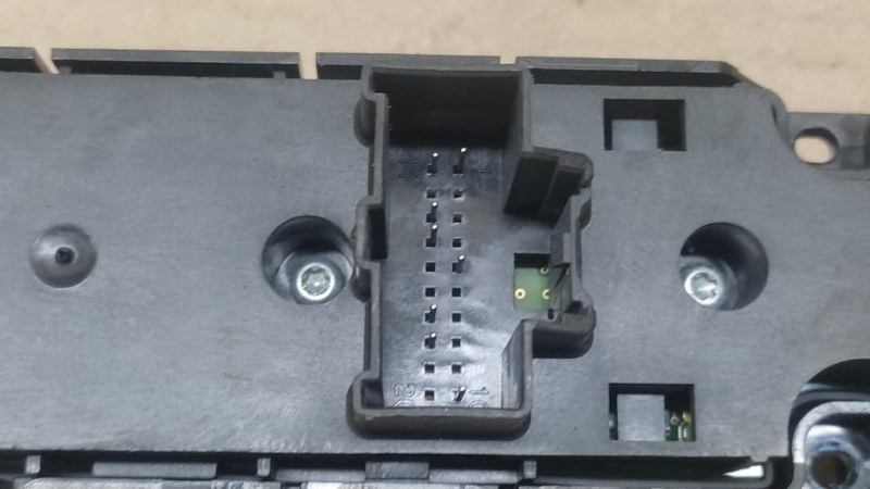 Блок управления стеклоподъемниками EDGE 15- 2016 C35PDED 3.5L