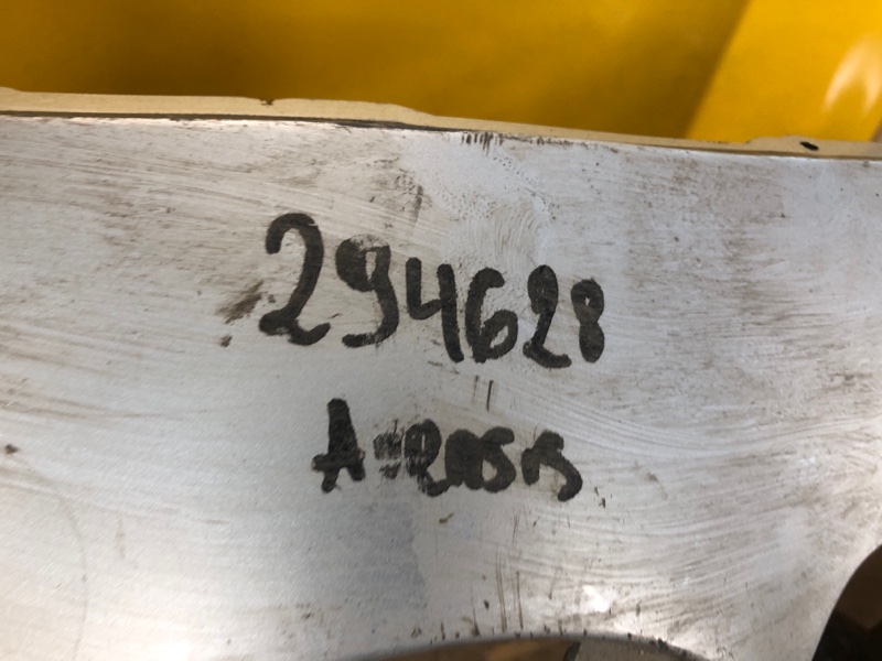 Бампер передний AVENSIS 03-08