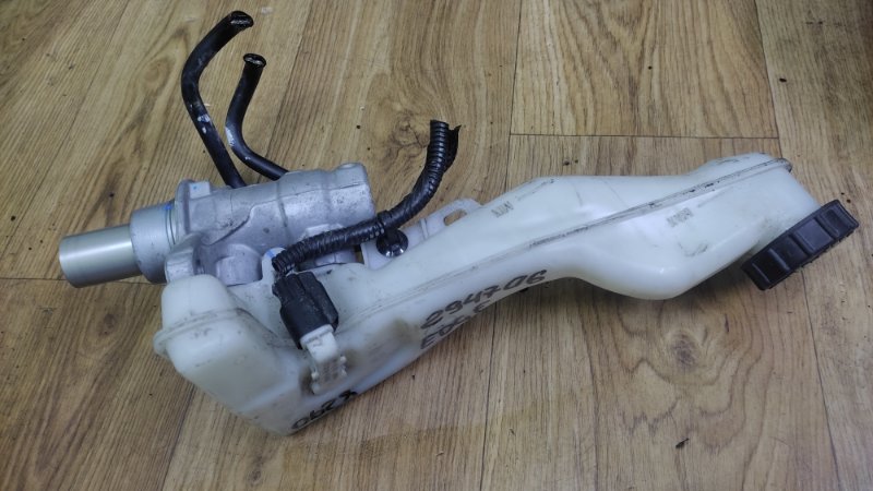 Главный тормозной цилиндр EDGE 15- 2016 C35PDED 3.5L Главный тормозной цилиндр EDGE 15- 2016 C35PDED 3.5L