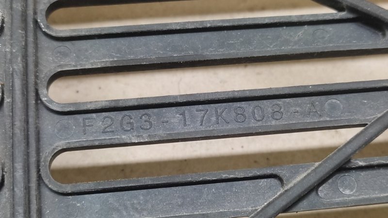 Решетка радиатора FORD EDGE 15- C35PDED 3.5L