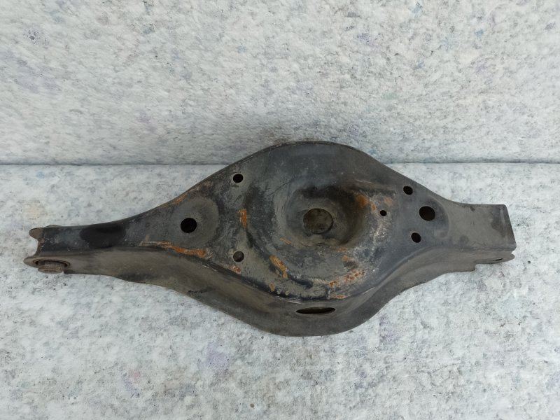 Запчасть рычаг задней подвески поперечный нижний NISSAN PATHFINDER R52 12-21 2013 3.5 VQ35DE 551B0-3JA0A Б/У Рычаг задней подвески поперечный нижний NISSAN PATHFINDER R52 12-21 2013 3.5 VQ35DE 551B0-3JA0A Б/У