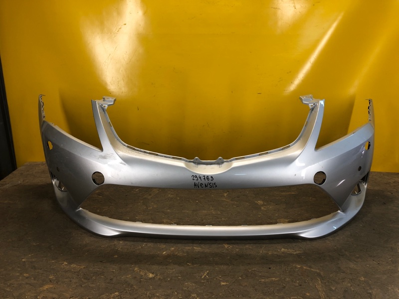 Запчасть бампер передний TOYOTA AVENSIS 08-18 52119-05210 Б/У Бампер передний TOYOTA AVENSIS 08-18 52119-05210 Б/У