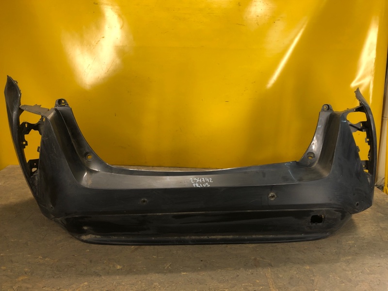 Бампер задний TOYOTA PRIUS 16- 52159-47913 Б/У