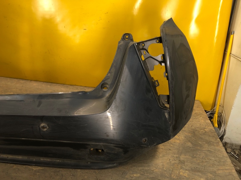 Бампер задний PRIUS 16-