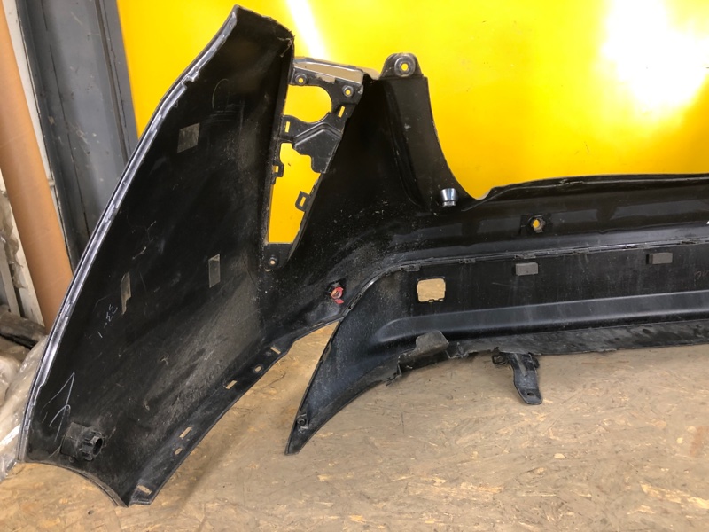 Бампер задний PRIUS 16-