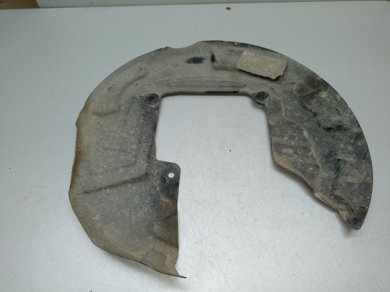 Защита тормозного диска задняя правая EDGE 15- 2016 C35PDED 3.5L Защита тормозного диска задняя правая EDGE 15- 2016 C35PDED 3.5L