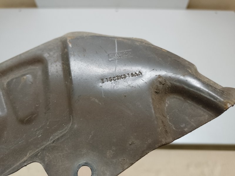 Защита тормозного диска задняя правая FORD EDGE 15- C35PDED 3.5L Защита тормозного диска задняя правая FORD EDGE 15- C35PDED 3.5L