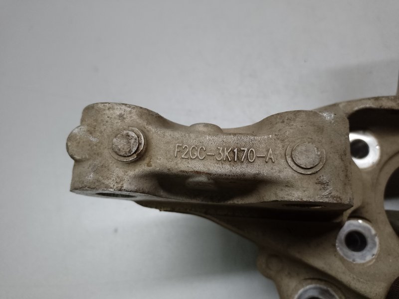 Кулак поворотный передний правый EDGE 15- 2016 C35PDED 3.5L Кулак поворотный передний правый EDGE 15- 2016 C35PDED 3.5L