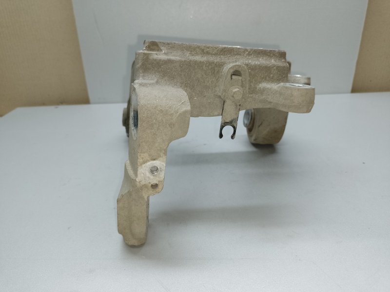 Цапфа правая FORD EDGE 15- C35PDED 3.5L Цапфа правая FORD EDGE 15- C35PDED 3.5L