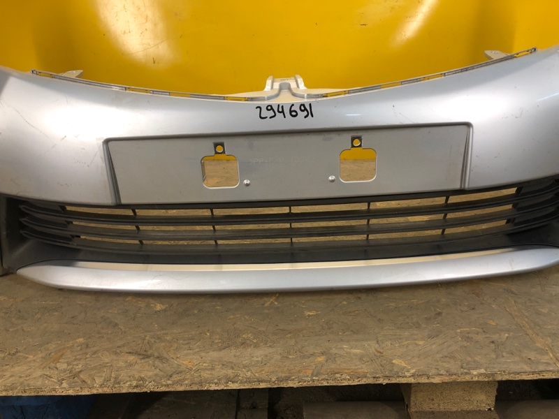 Бампер передний COROLLA 12-19 E180 Бампер передний COROLLA 12-19 E180