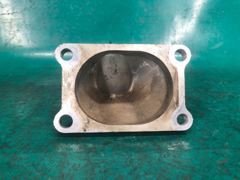 Кронштейн двигателя правый LEXUS SC430 01-10 COUPE 4.3 3UZFE