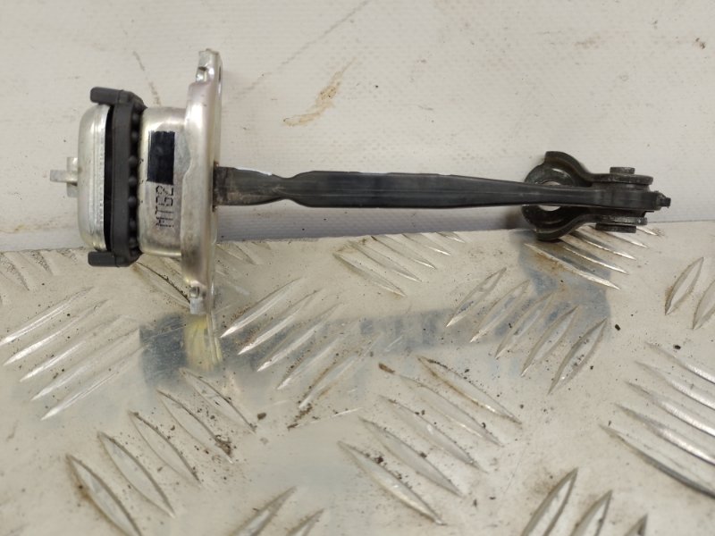 Ограничитель двери задний левый ACURA ILX 16-19 2016 Седан 2.4 72880-TX6-A01 Б/У