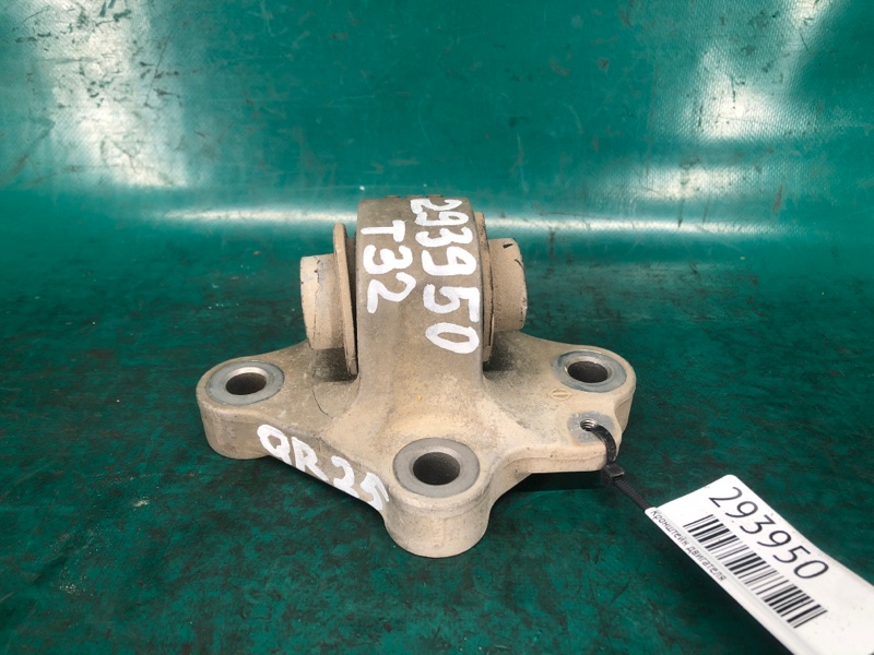Кронштейн двигателя NISSAN ALTIMA L33 12-18 Седан 2.5 QR25DE 113323TS0A Б/У