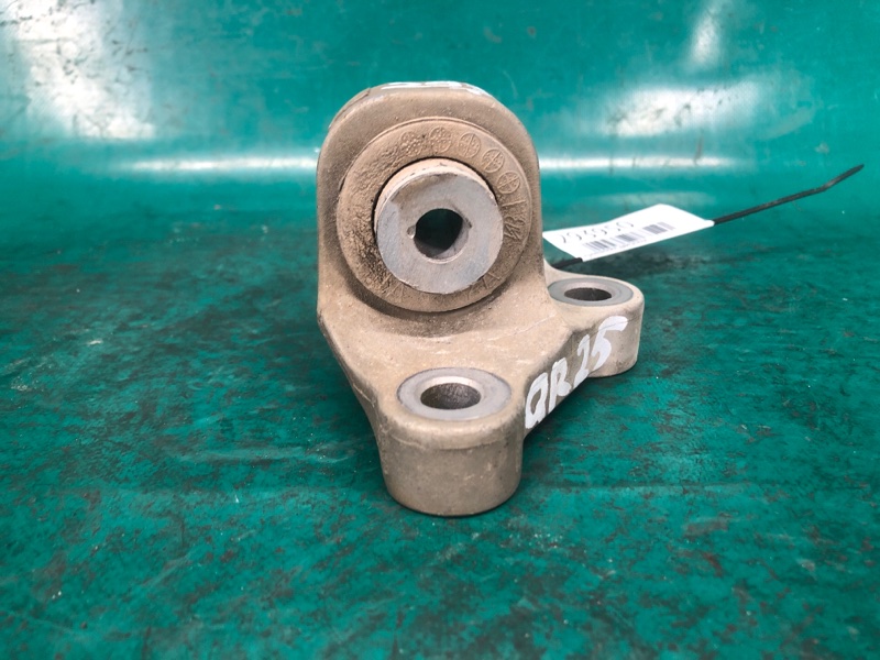 Кронштейн двигателя ALTIMA L33 12-18 Седан 2.5 QR25DE