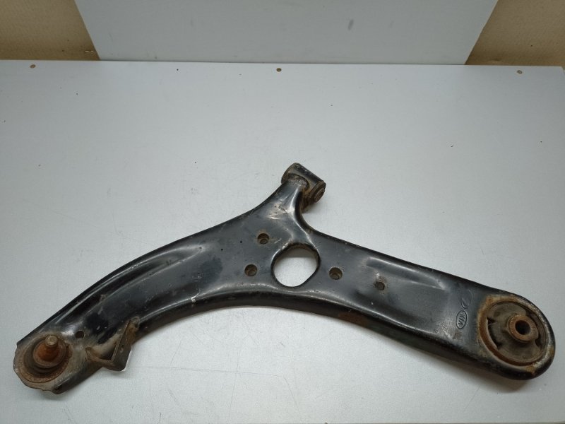 Рычаг передней подвески нижний левый HYUNDAI ACCENT RB 10- 2015 1.6 G4FD 54500-1R000 Б/У