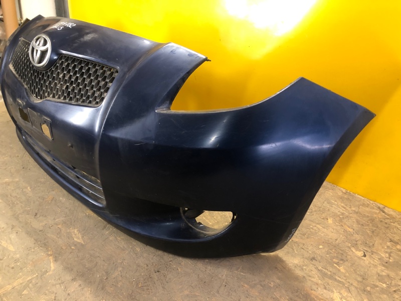 Бампер передний YARIS 05–11 Бампер передний YARIS 05–11