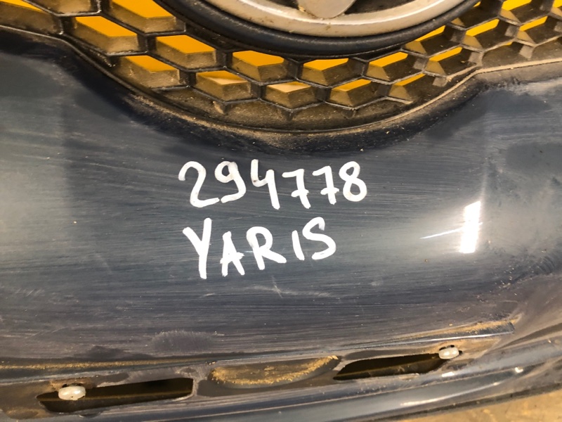 Бампер передний AURIS 06-12 Бампер передний AURIS 06-12