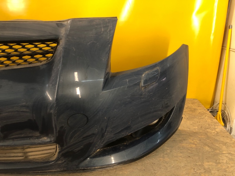 Бампер передний AURIS 06-12 Бампер передний AURIS 06-12