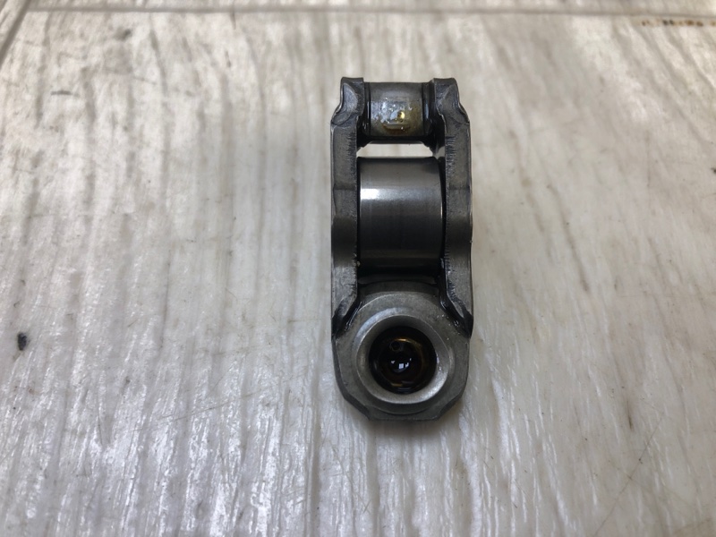 Рокер выпускного клапана VENZA 09-16 2010 AGV10 2.7 1ARFE