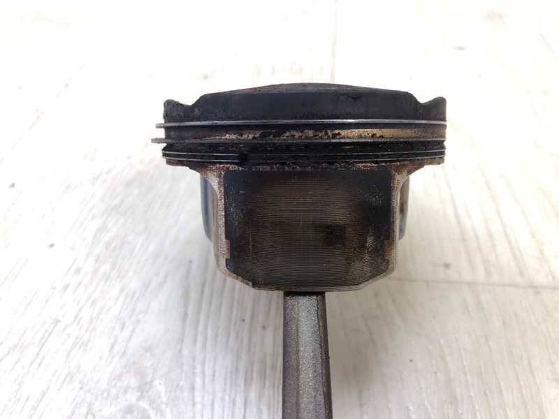 Шатун VENZA 09-16 2010 AGV10 2.7 1ARFE