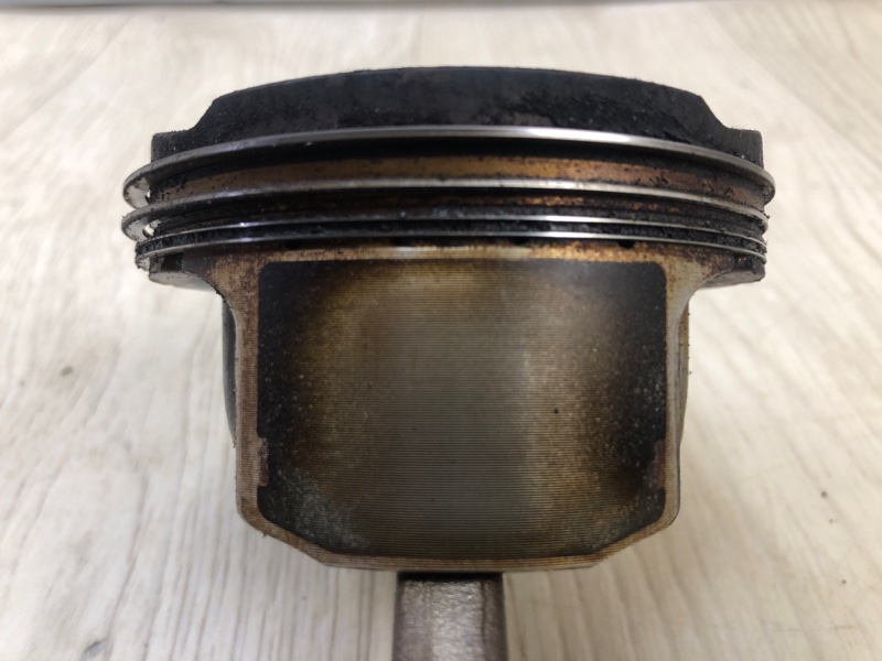 Шатун VENZA 09-16 2010 AGV10 2.7 1ARFE