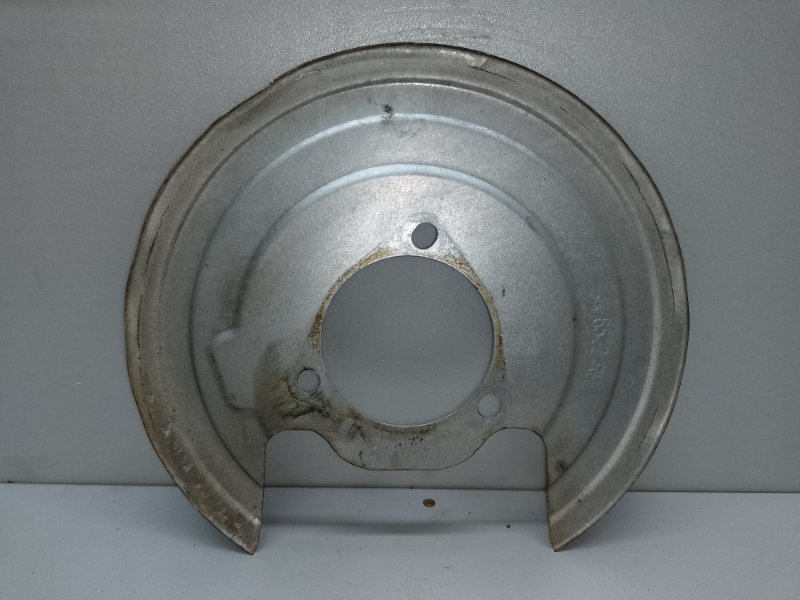 Защита тормозного диска задняя правая CHEVROLET MALIBU 15- 2018 LFV 1.5T 23456522 Б/У